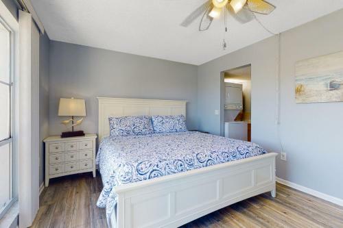 Madeira Beach Yacht Club 329h
