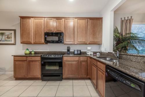 Spacious Home Wprivate Poolspa & Free Waterpark