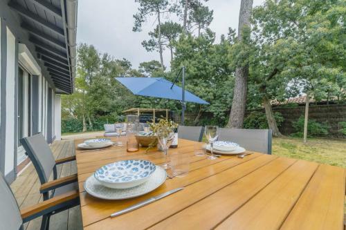 Maison Avec Piscine � 500m Du Centre de Capbreton