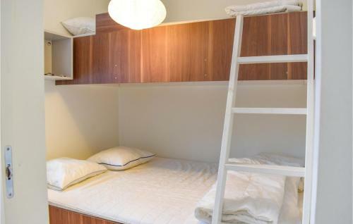 Amazing Home In K�pingsvik With 2 Bedrooms