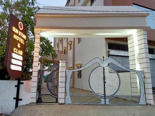 Sun Stone Hotel & Club