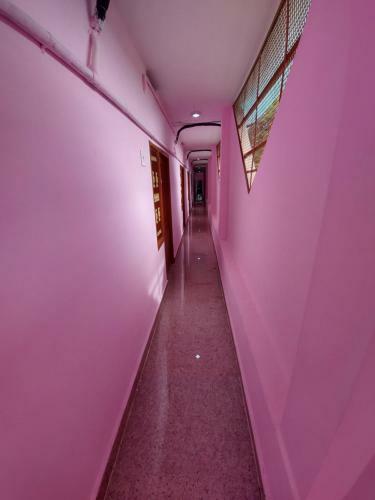 Hotel V.s Residency