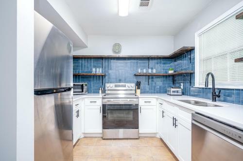 New Entire Place! Cozy 2b2b With King Bed! Sp1265