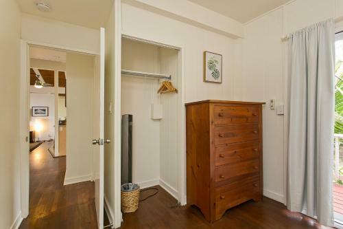 Waimea Point Oceanfront House - (with Air Conditioning)