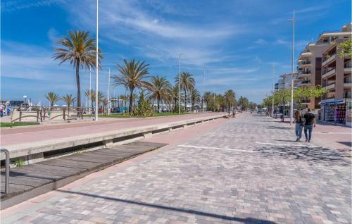 Amazing Apartment In Gandia With 2 Bedrooms