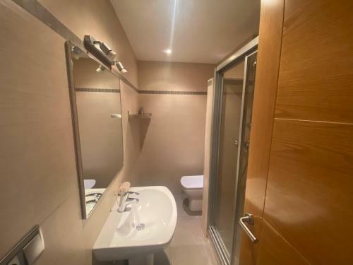 Albamar Frontline Beach Apartment 3 Bedrooms