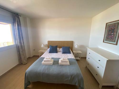 Albamar Frontline Beach Apartment 3 Bedrooms