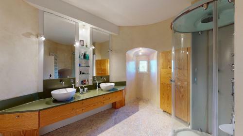 Villa Ch�teau Du Chambon