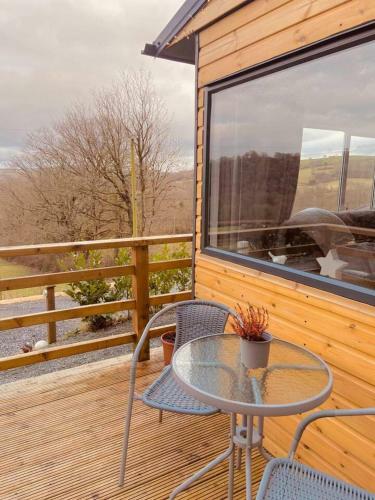 A Beautiful Unique Lodge Made For Two