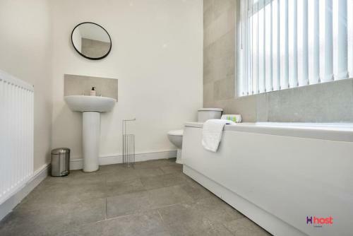 Host Liverpool Peaceful Family Getaway Pets Welcome Parking