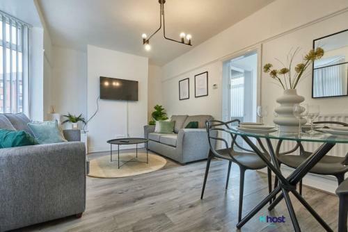 Host Liverpool Peaceful Family Getaway Pets Welcome Parking