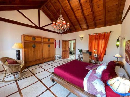 Casa De Lujo Y Mucho Encanto