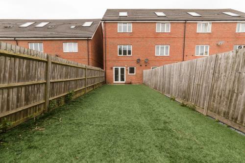 Apartamento Bright And Spacious Contractor House!free Wifi!