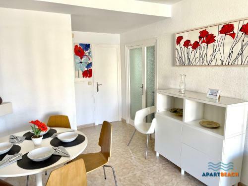 Apartbeach Sol Pins Frente Playa