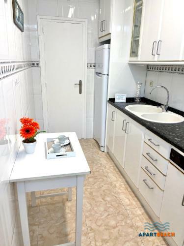 Apartbeach Sol Pins Frente Playa