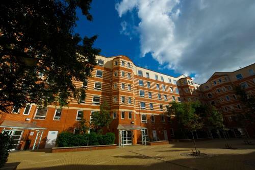Stamford Street Apartments