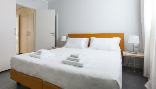 Biondelli Halldis Apartments