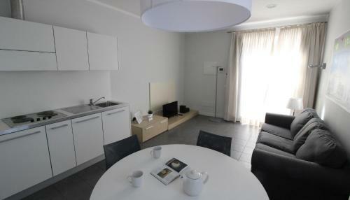 Biondelli Halldis Apartments