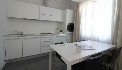 Biondelli Halldis Apartments