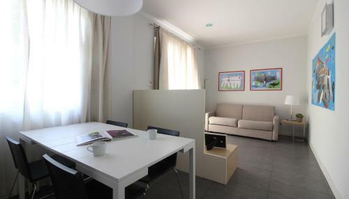 Biondelli Halldis Apartments