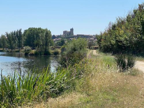 Apartamento -. Villa Nena .-
