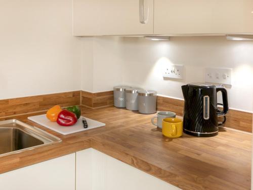 Pass The Keys Stunning 2 Bed Apartment With Free Onsite Parking