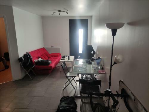 Apartamento Tranquilo Con Jardin Privado