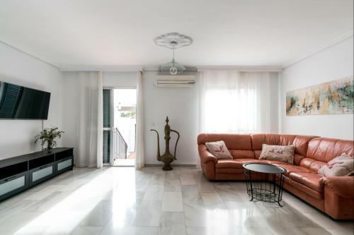 Apartamento Tranquilidad Y Comodidad En Mairena, 5min Metro