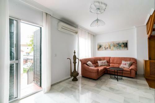 Apartamento Tranquilidad Y Comodidad En Mairena, 5min Metro
