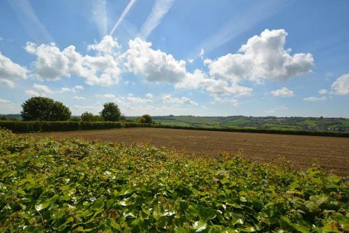 Stylish Ground Floor Conversion Near Bath And Priston With Outstanding Views