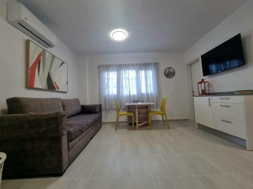 Apartamento Card�n Jand�a 2c
