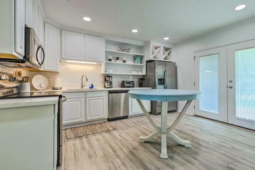 Charming Bay St Louis Home - 1 Mi To Beach!
