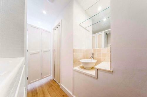 Eias - Harbour Front Apartment With Fantastic Views
