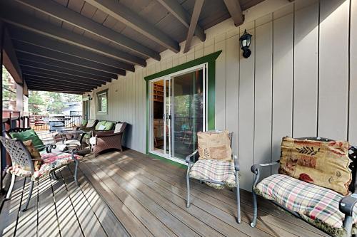 Sprawling Woodland Retreat