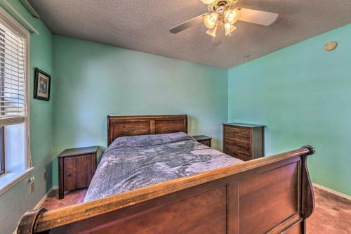 Lovely Cloudcroft Escape With Forest Views!