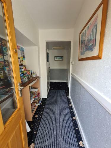 Meadowside Holiday Apartments