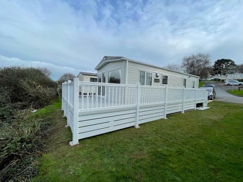 1 Kingfisher Way, Hoburne Devon Bay, Paignton