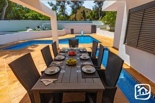 Abahana Villas Tagomago