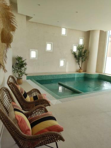 Modern Sunset Ocean View Apartment Incl. Parking