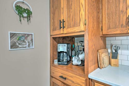 Pet-friendly Waynesville Home With Mtn Views!
