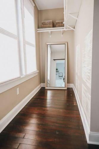 Great Location! Private, Stylish, Mins To Dt