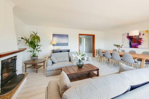 Moderne Villa,strandnah,meerblick,pool,12 Pers.,klima,schnelles Internet