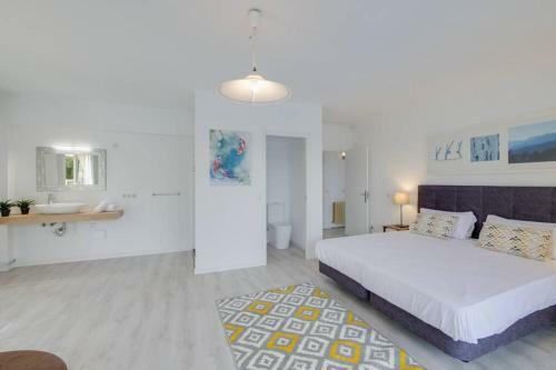 Moderne Villa,strandnah,meerblick,pool,12 Pers.,klima,schnelles Internet