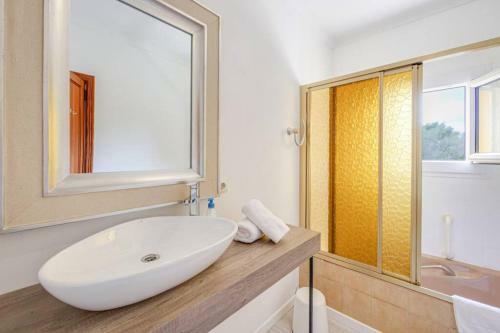 Moderne Villa,strandnah,meerblick,pool,12 Pers.,klima,schnelles Internet