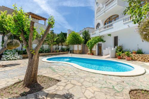 Yourhouse La Cabanya 6 Apartamentos de Playa With Shared Pool