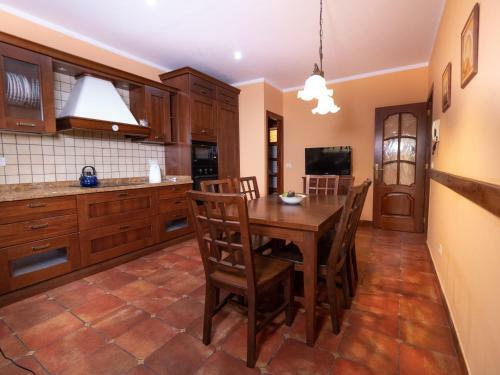 Casa Amplia Con Terraza