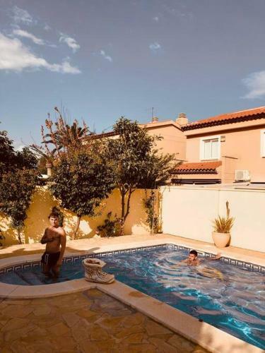 Chalet Con Piscina Privada