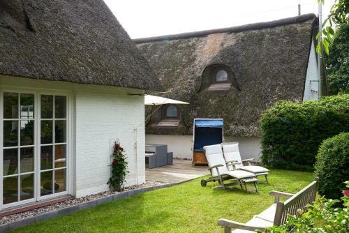 Apartamento Reetdachhaus H�s Am Wall Appartement L H�s Am Wall