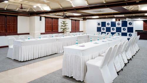 Zip By Spree Hotels Mangala International