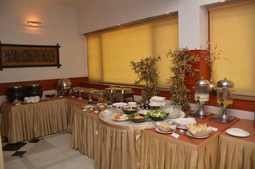 Hotel Heritage Inn